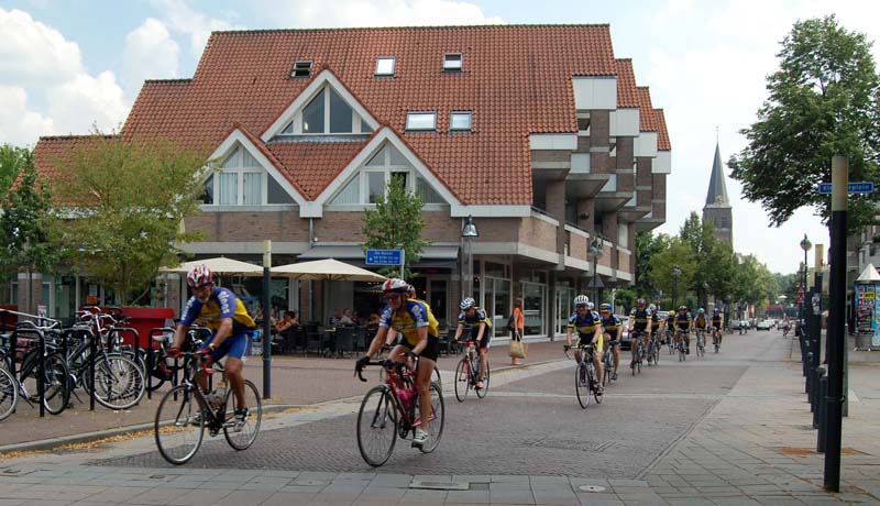 En weer terug in ons vertrouwde Goirle 20100710_tweedaagse_6